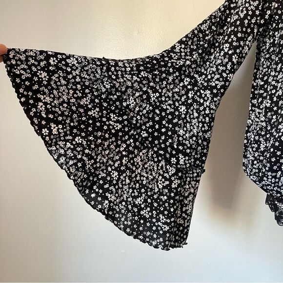 Free People Intimately Black Floral Bodysuit size XS preowned - Picture 3 of 7